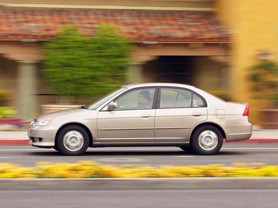  Honda Civic Hybrid 2003 года  (US) (фото 6 из 16)